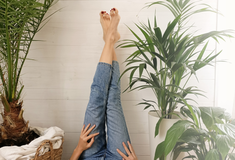 Tényleg olyan jót tesz, ha a lábunkat a falon pihentetjük?