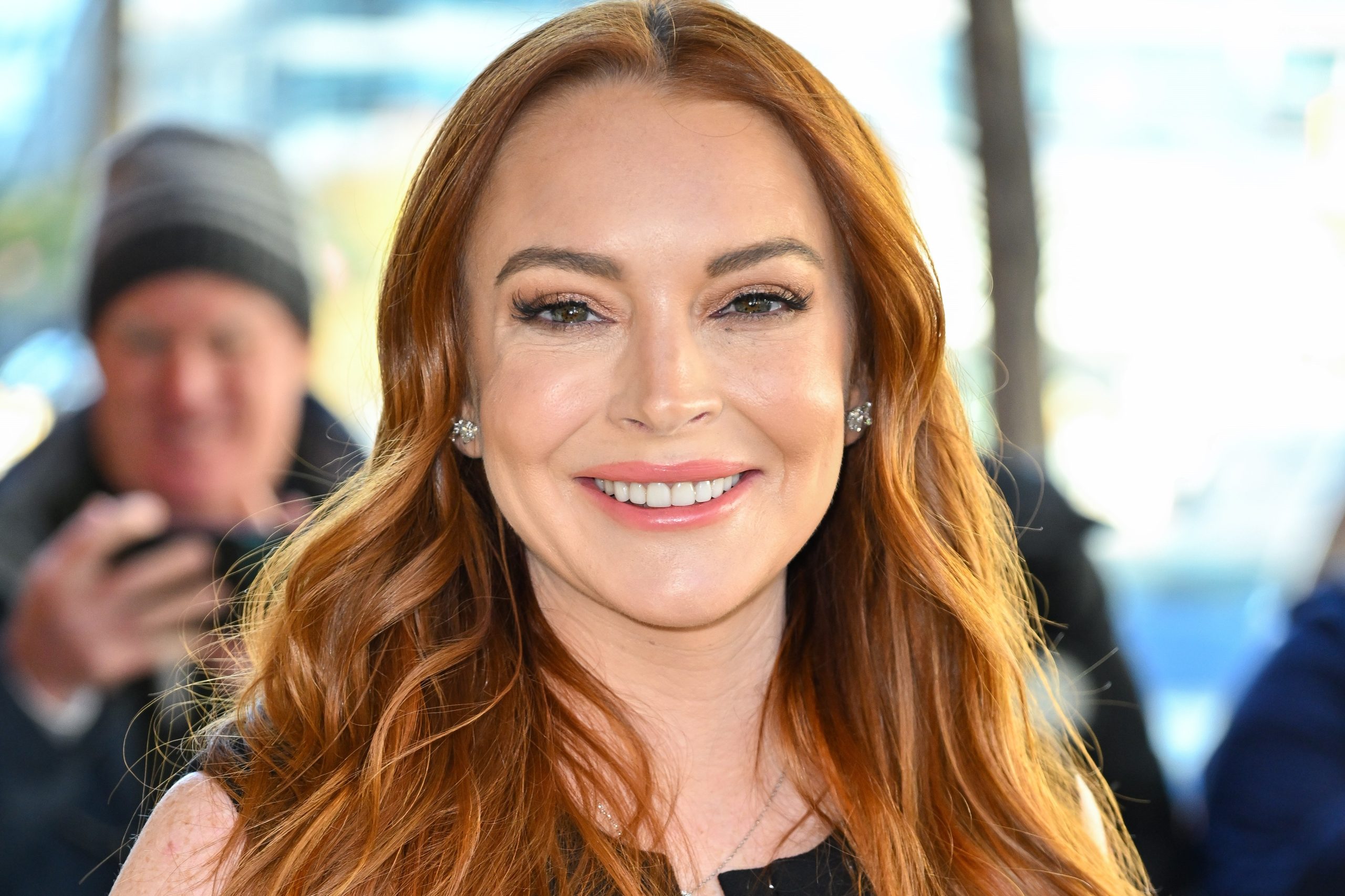 Lindsay Lohan megmutatta, milyen hatalmasra nőtt már a pocakja
