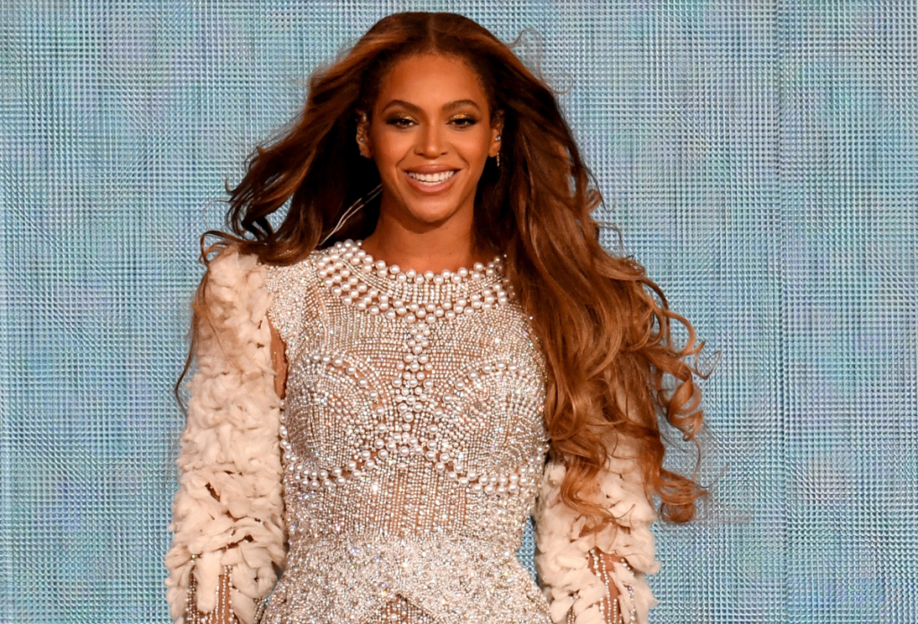 Beyoncét istennővé varázsolja a lépcsős vágás