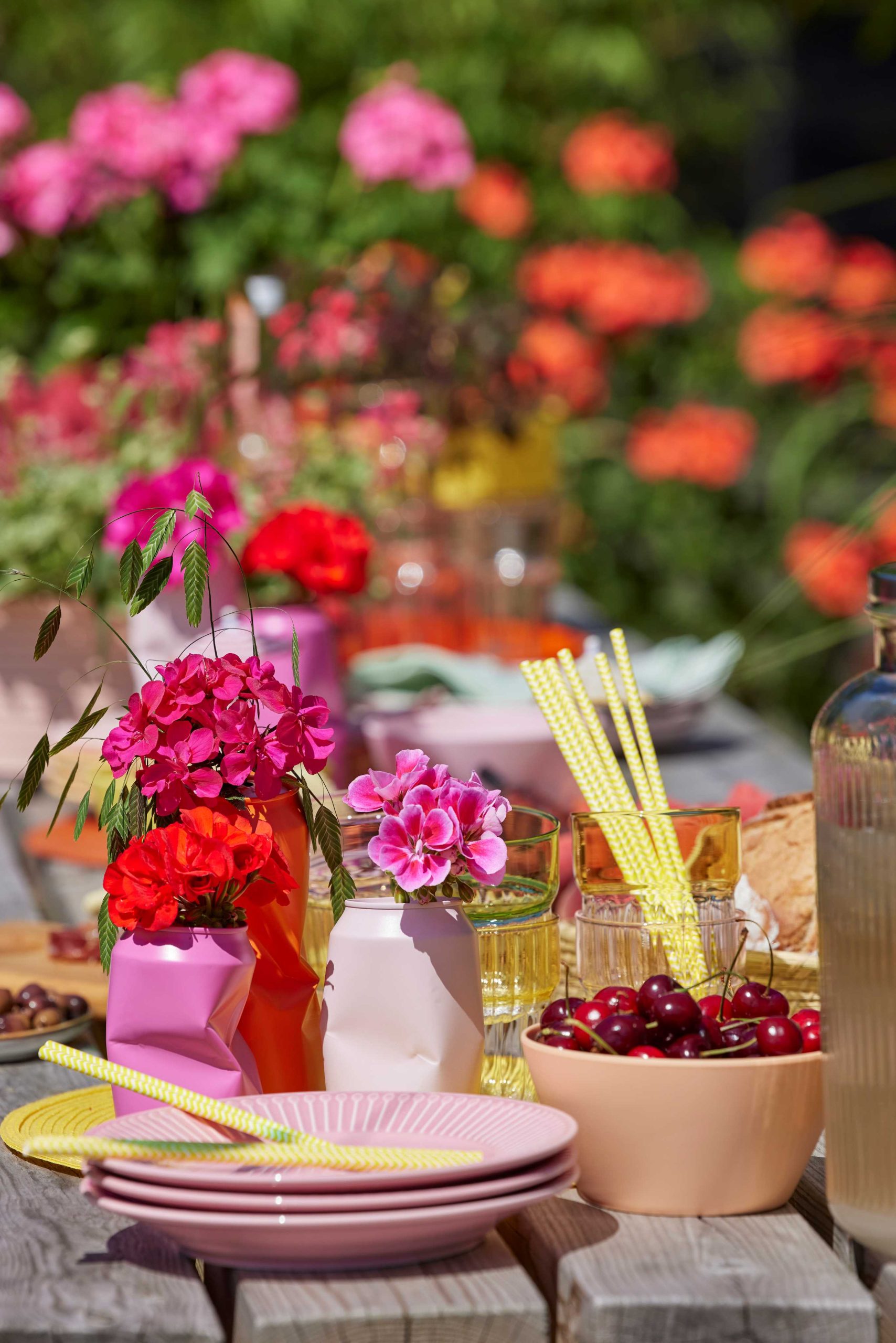 Dekorálj muskátlival: íme 5 vidám asztali -és partidekor ötlet a nyári összejövetelekhez