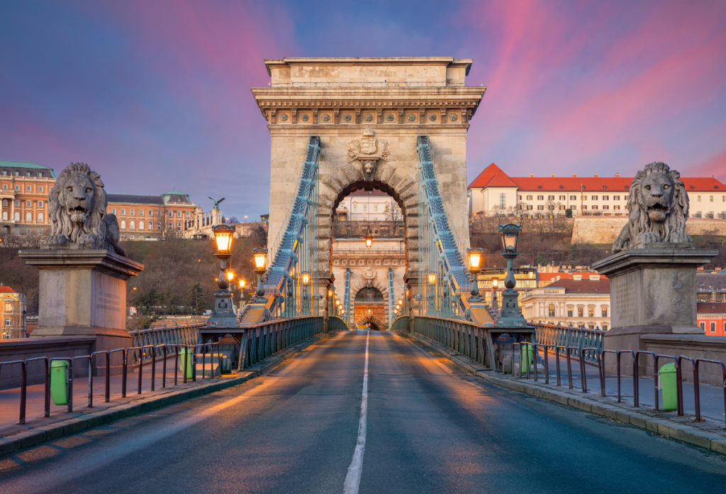 A Lánchidat valószínűleg mindenki felismeri, de a kvízben vannak nehezebb kérdések is