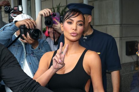 Kim Kardashian felismerhetetlen az első sorozatszerepében