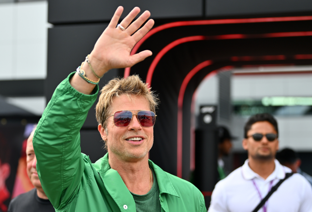 Az 59 éves Brad Pitt Silverstone-ban 2023 júliusában