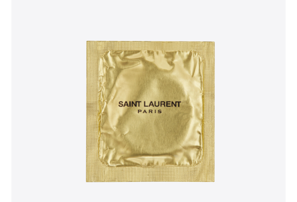 A Saint Laurent luxus dizájner óvszere