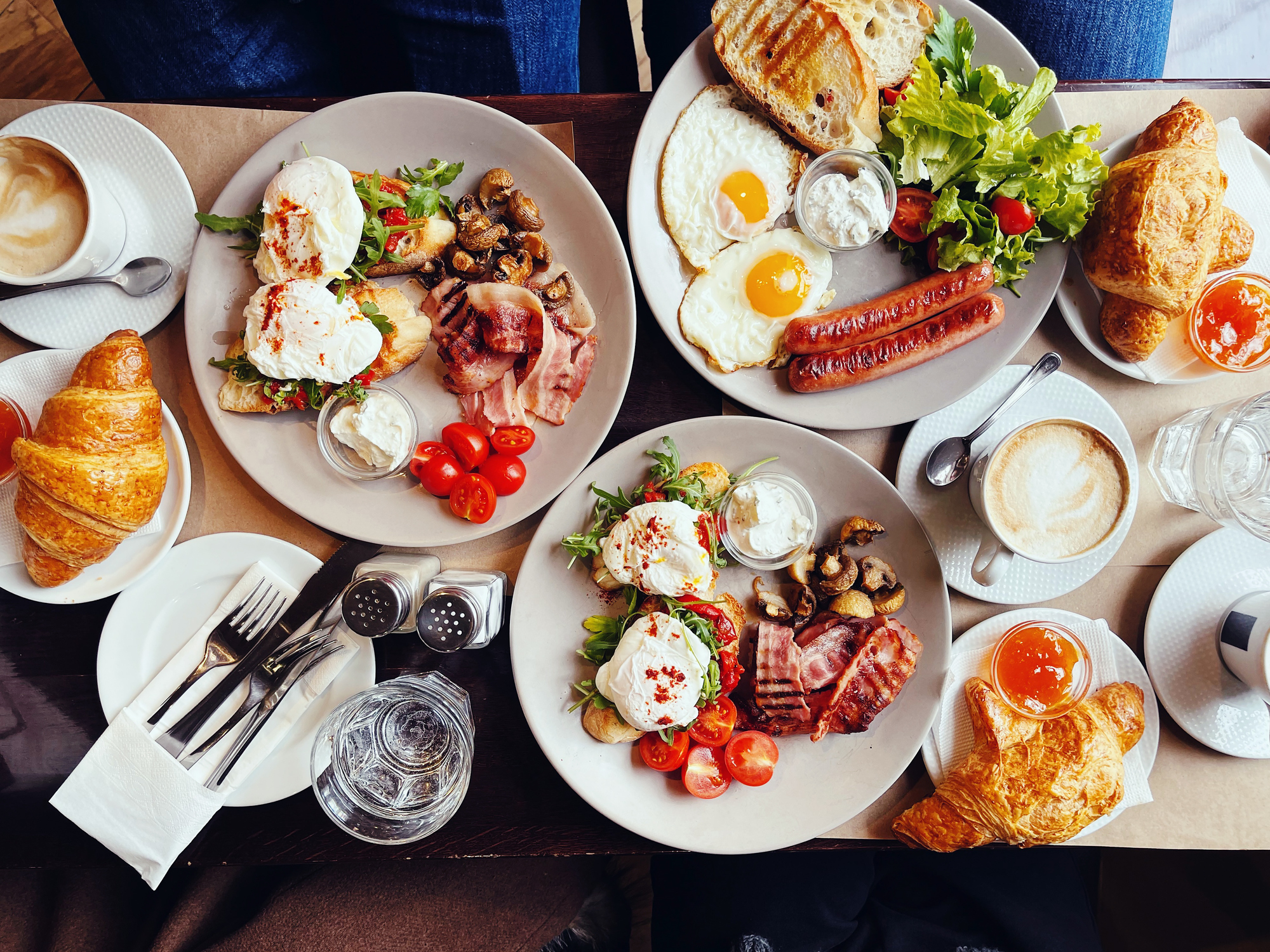 6 hely Budapesten, ahol tényleg úgy reggelizhetsz, mint egy király