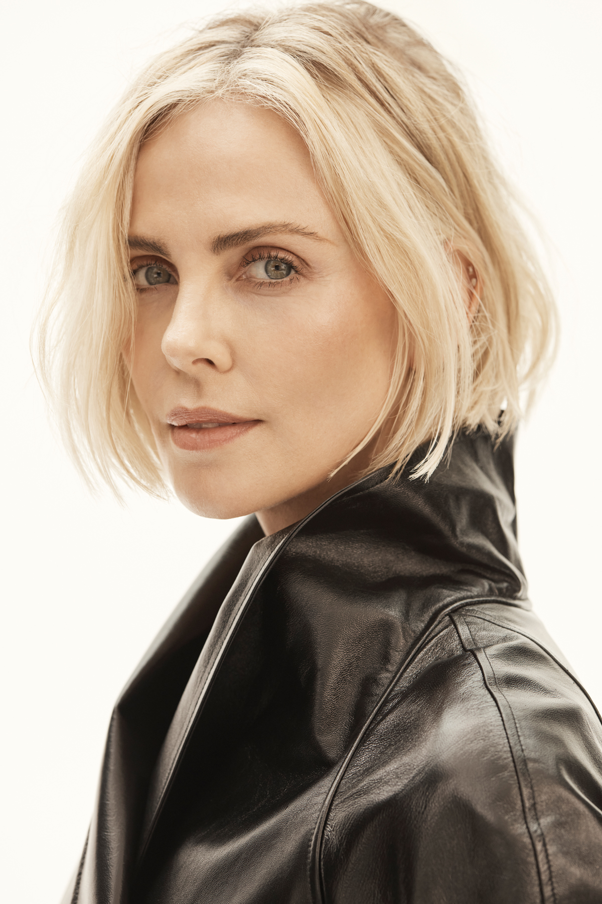 Charlize Theron Marie Claire 2023/7 címlap