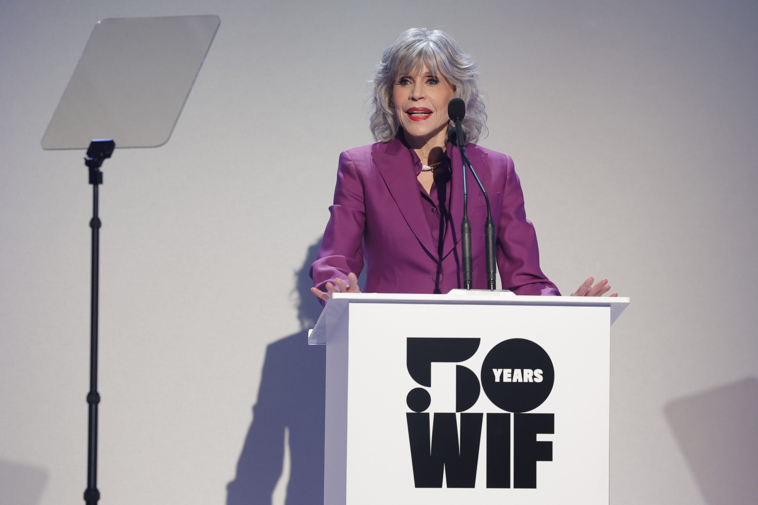 A 85 éves Jane Fonda 20 évesekkel randizna, mégpedig ezért