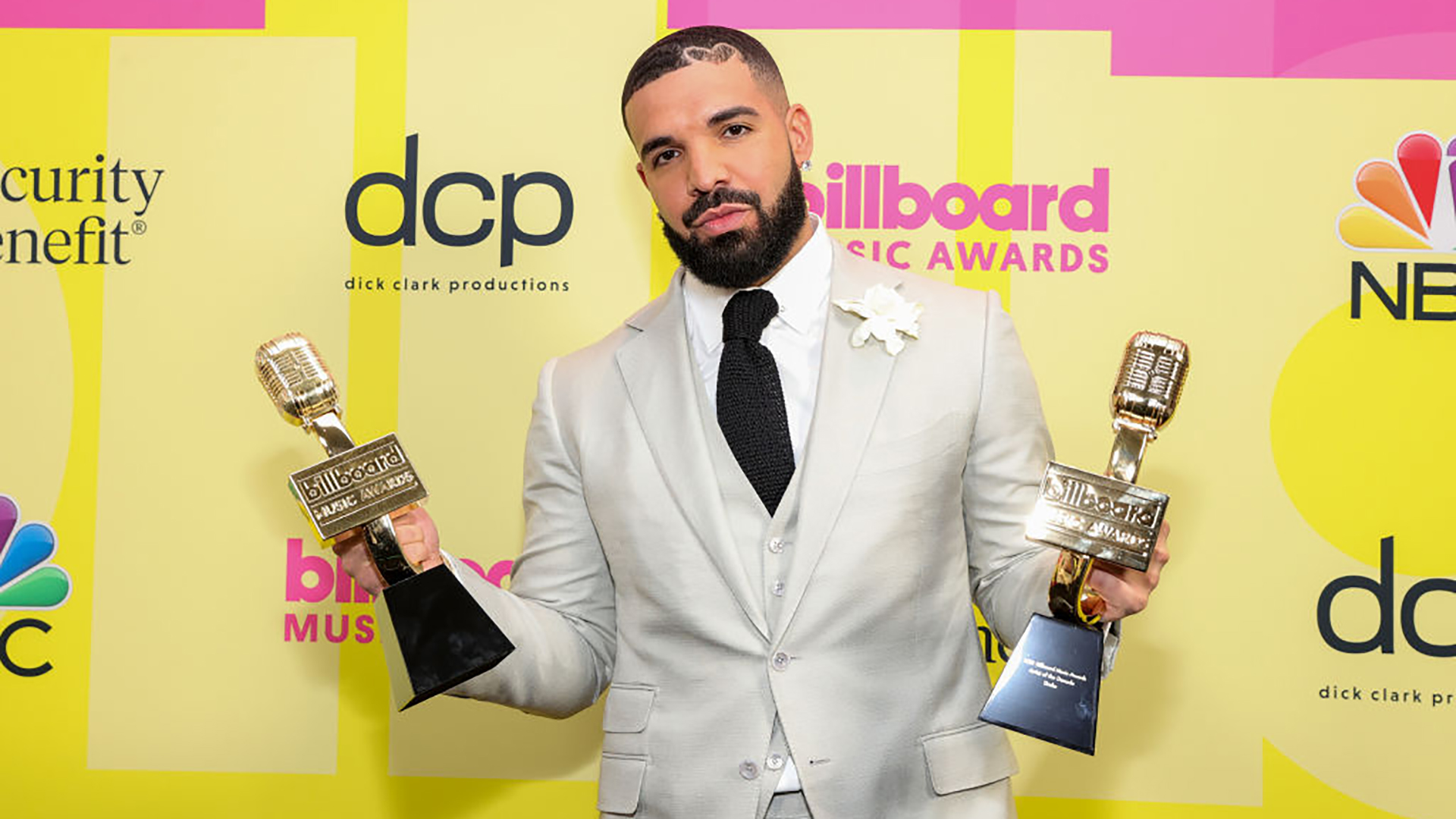 Drake egy poénnal intézte el kiszivárgott szexvideóját