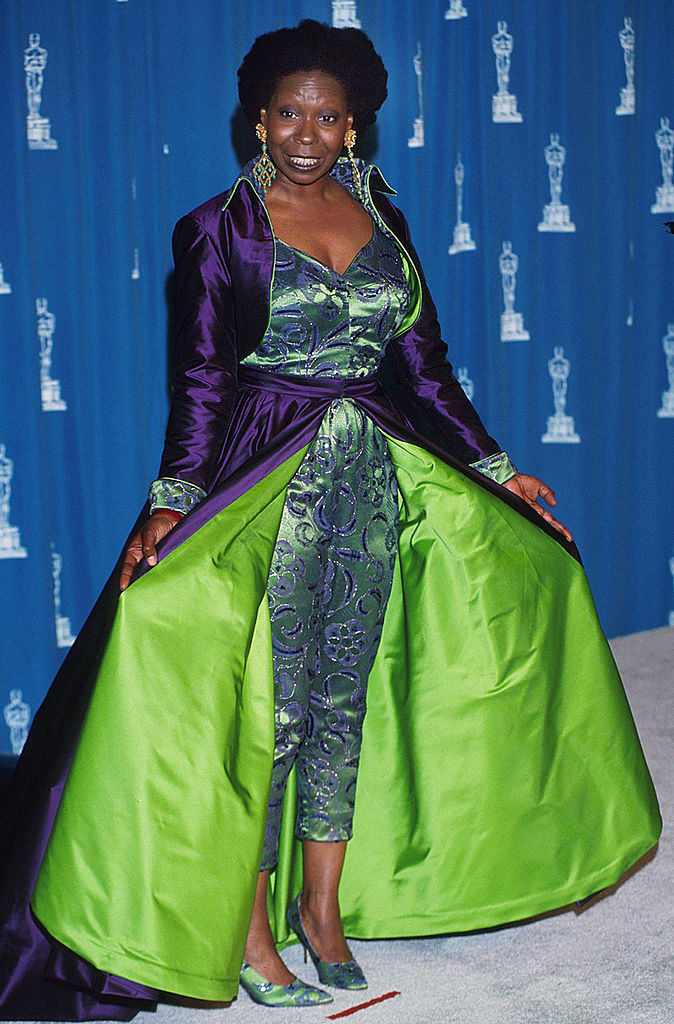Nincs mentség Whoopi Goldberg 1992-es Oscar-gálán viselt ronda ruhájára