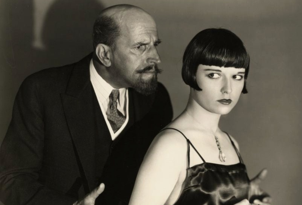 Louise Brooks egy 1929-es némafilmben az ikonikus bubi frizurával és frufruval