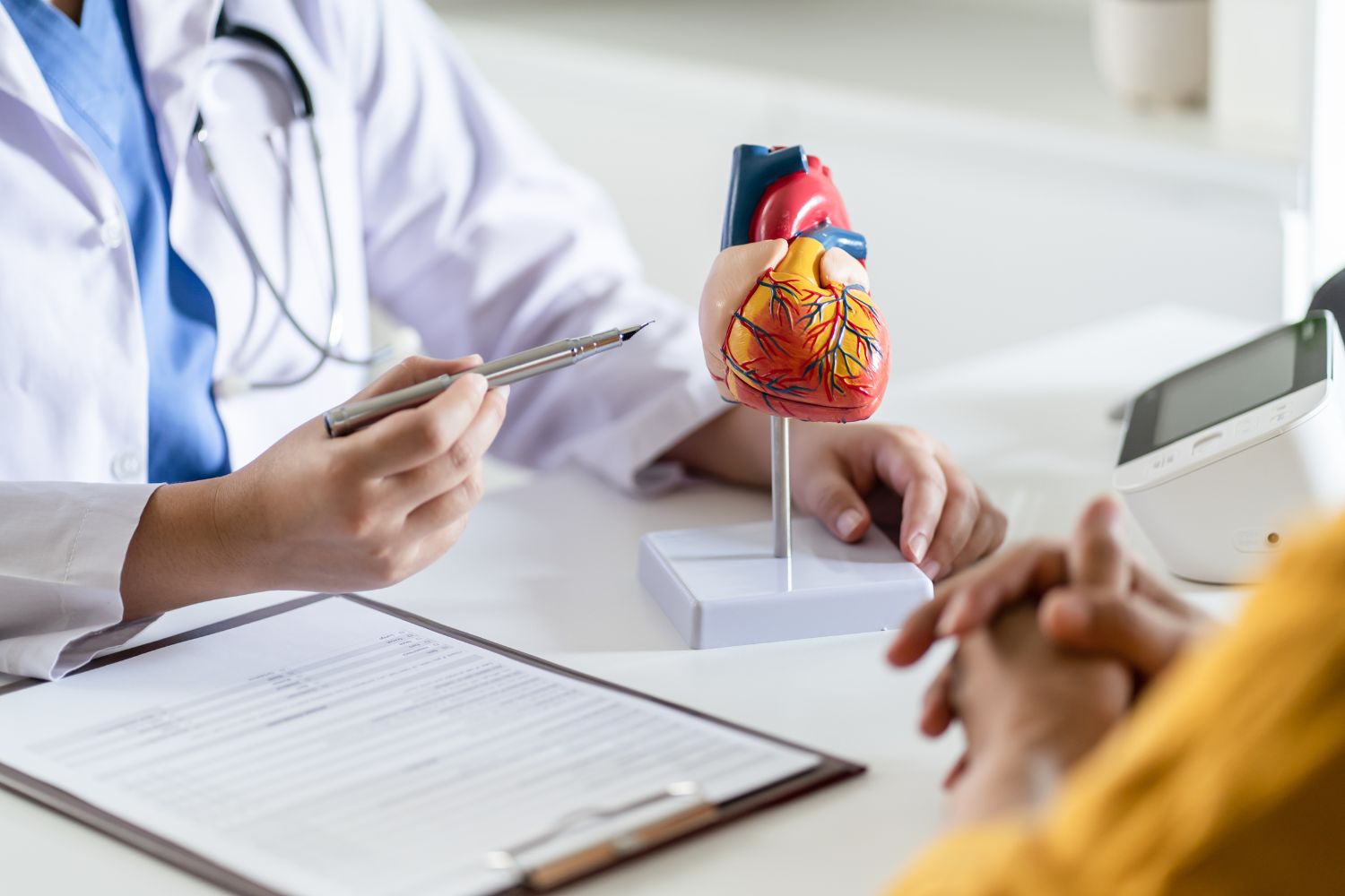 A kardiológusok szerint több módszer is van arra, hogy megóvjuk a szívünk egészségét (Fotó: Canva)