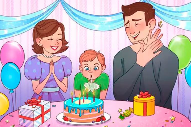 A rajzon egy kisfiú születésnapi tortáján épp elfújja a gyertyákat, szülei vele örülnek. 