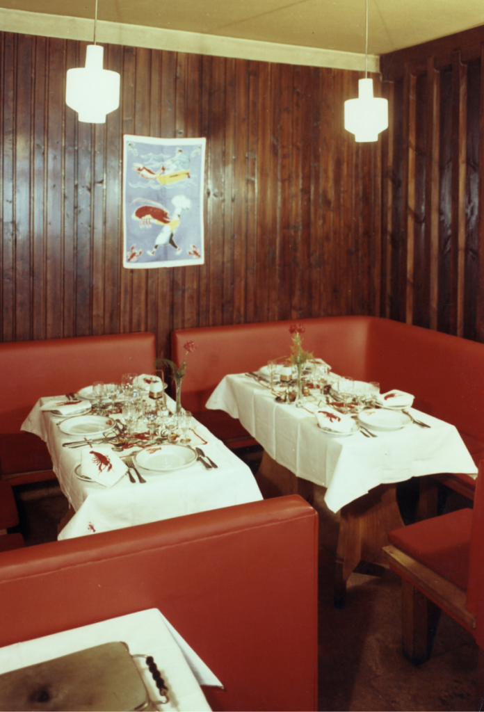 A Vörös Rák étterem a budapesti Victor Hugo utcában 1978-ban (Fotó: Fortepan/Angyalföldi Helytörténeti Gyűjtemény)