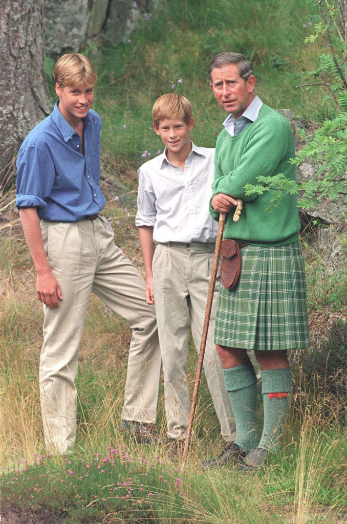 Vilmos herceg Harry-vel és Károly herceggel