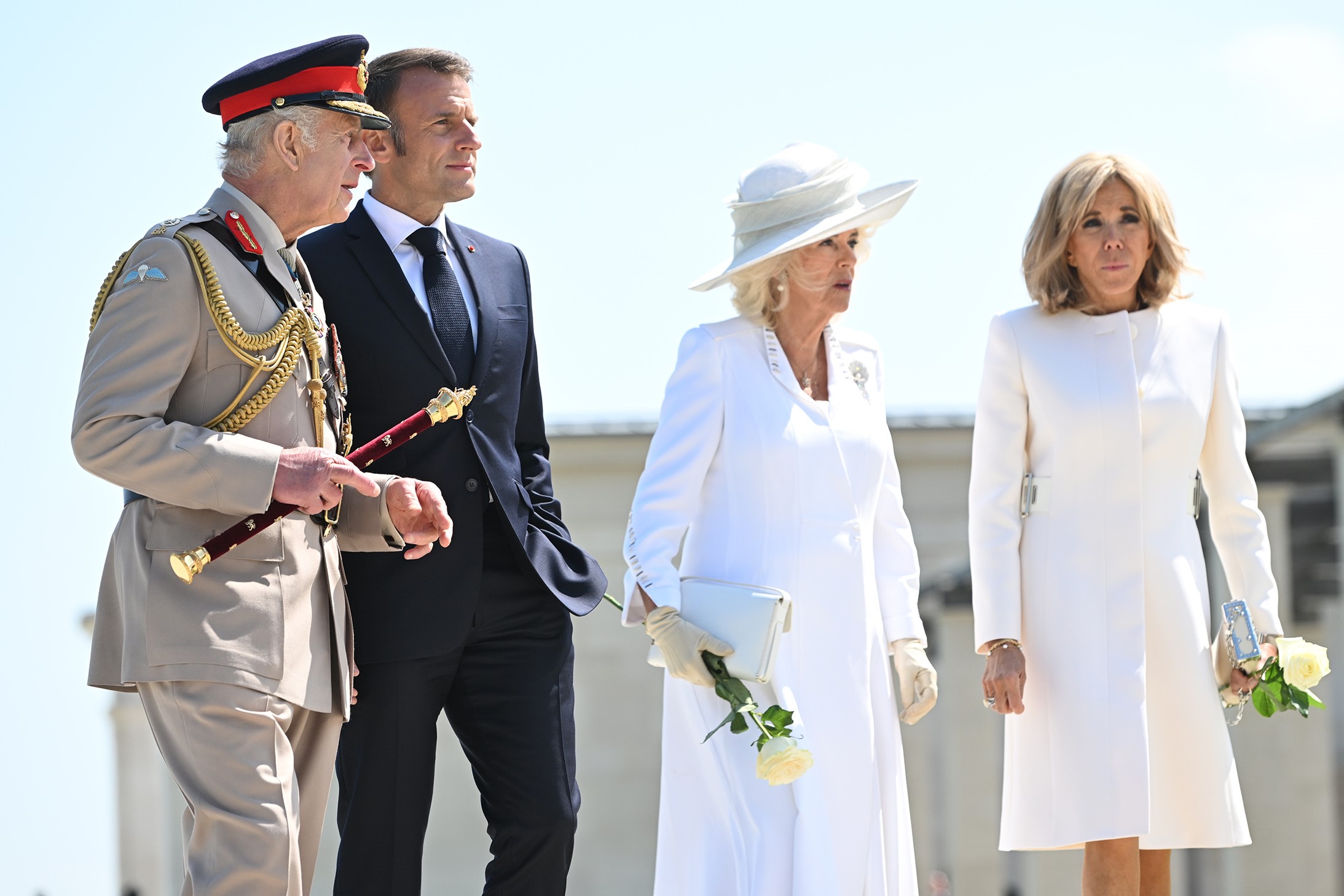 A francia first lady fontos szabályt szegett meg Kamilla királynéval szemben