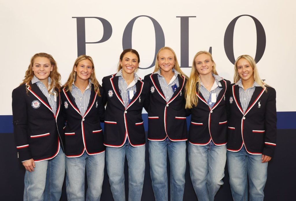 Amerikai olimpikonok a 2024-es párizsi olimpia Ralph Lauren formaruhájában