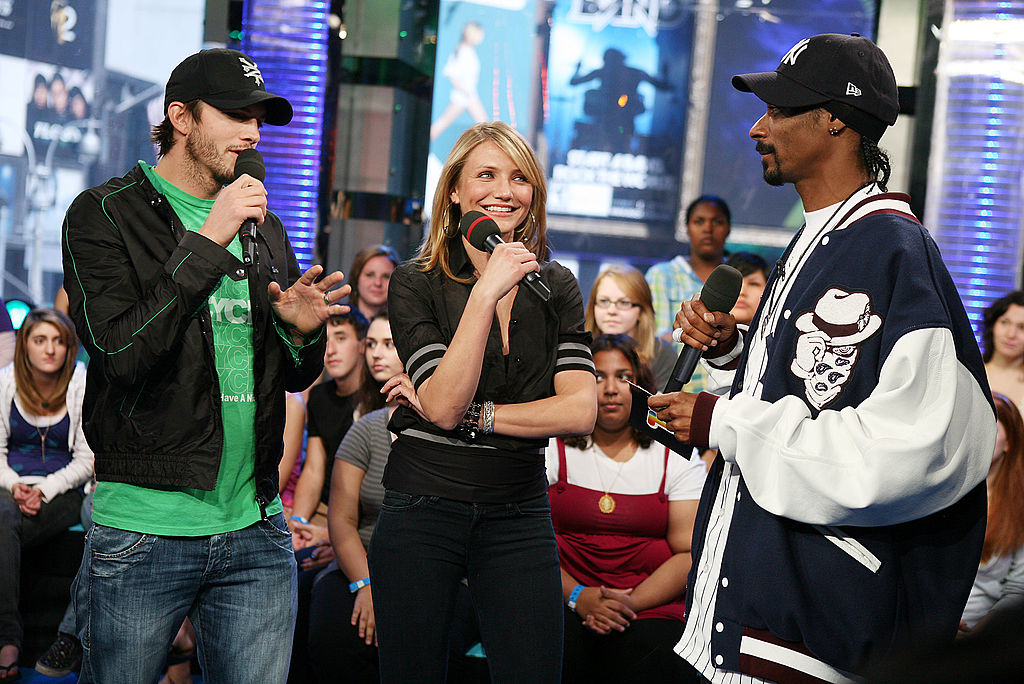 shton Kutcher, Cameron Diaz és Snoop Dogg az MTV Times Square stúdiójában