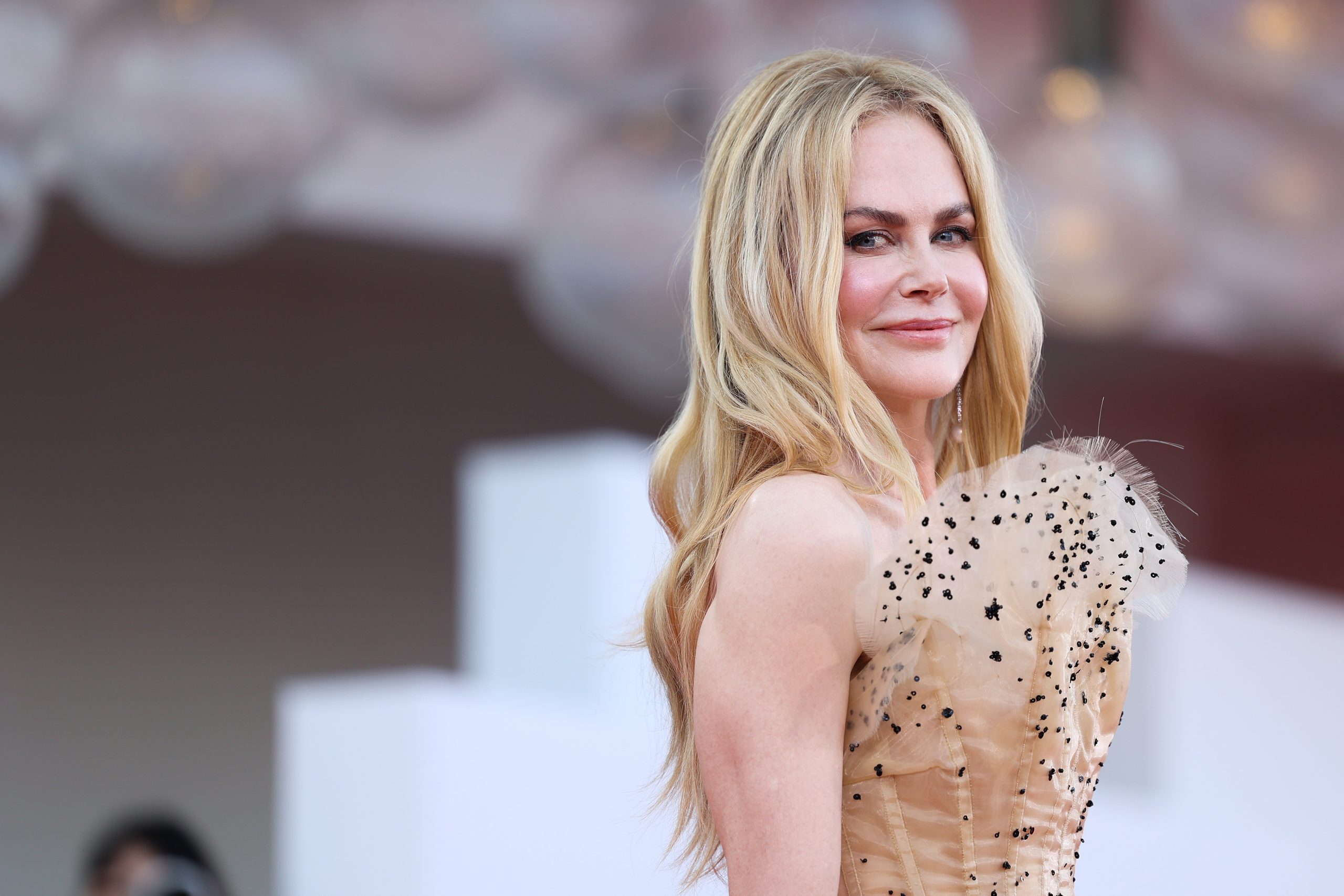 Velencei Filmfesztivál: Nicole Kidman erotikus thrillerét állva ünnepelték