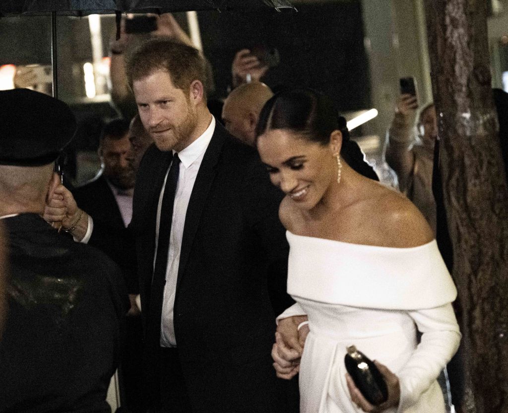 Harry herceg és Meghan Markle aktív társasági életet élnek, ezt pedig sokszor fotósok hada örökíti meg