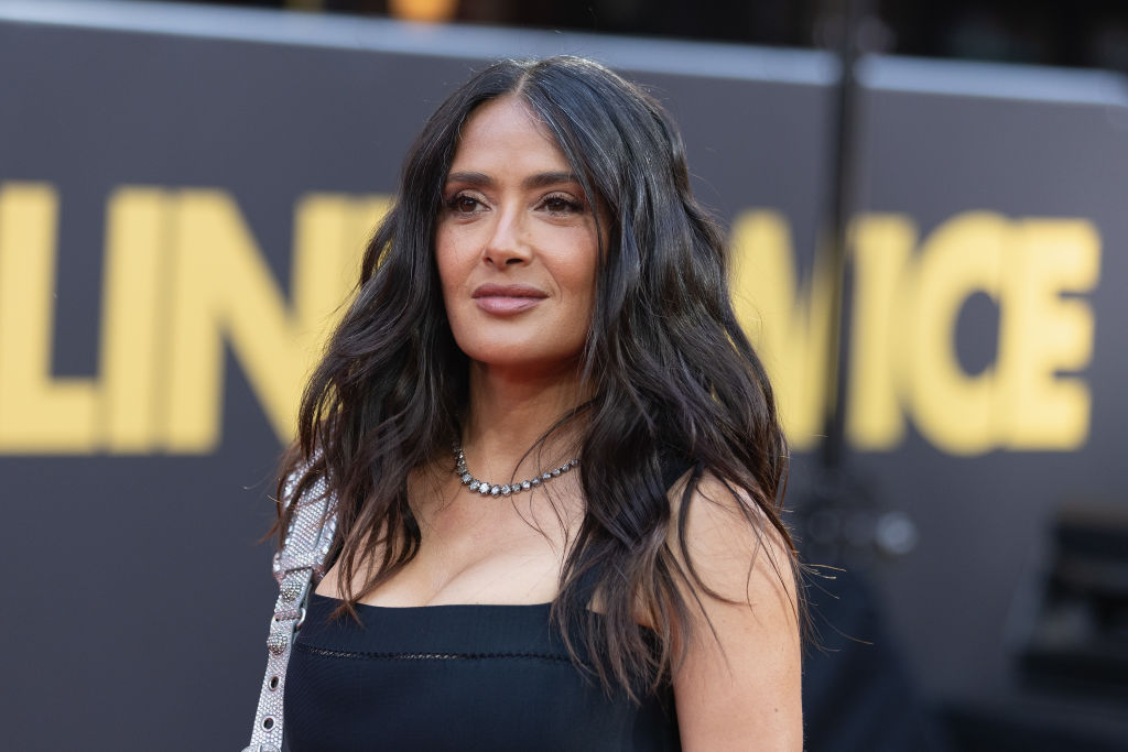 Salma Hayek bikiniben