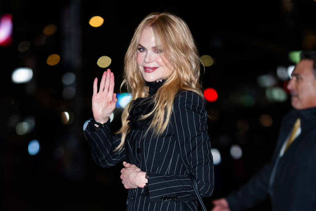 Nicole Kidman csíkos ruhában pompázott New Yorkban