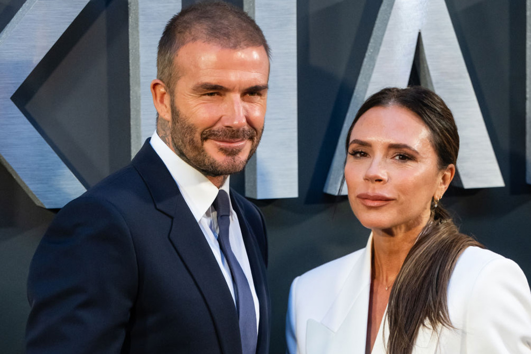 David Beckham és Victoria megjelentek a Buckingham-palotában