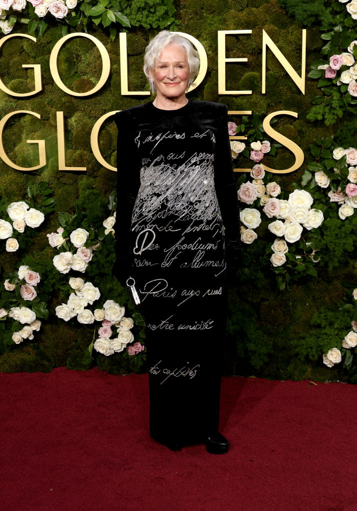 Glenn Close ruhája a 2025-ös Golden Globe-gálán