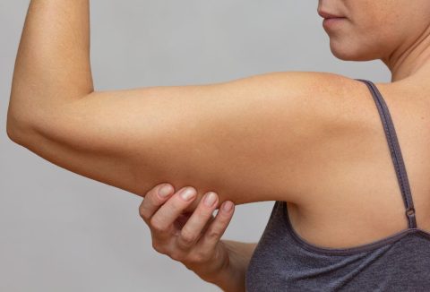 Lógó kar feszesítésére gyakorlatok