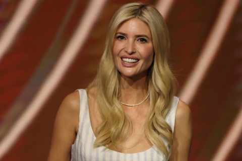 Ivanka Trump Blake Lively ruhájában villogott