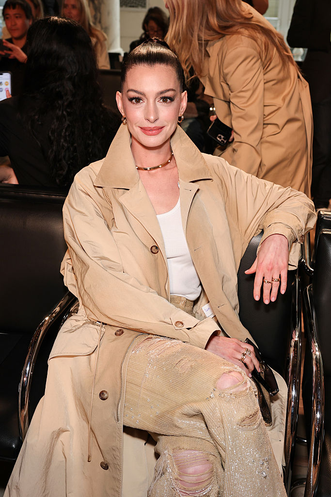 Anne Hathaway megváltozott arca láttán mindenki azt találgatja, plasztikáztatott-e a színésznő