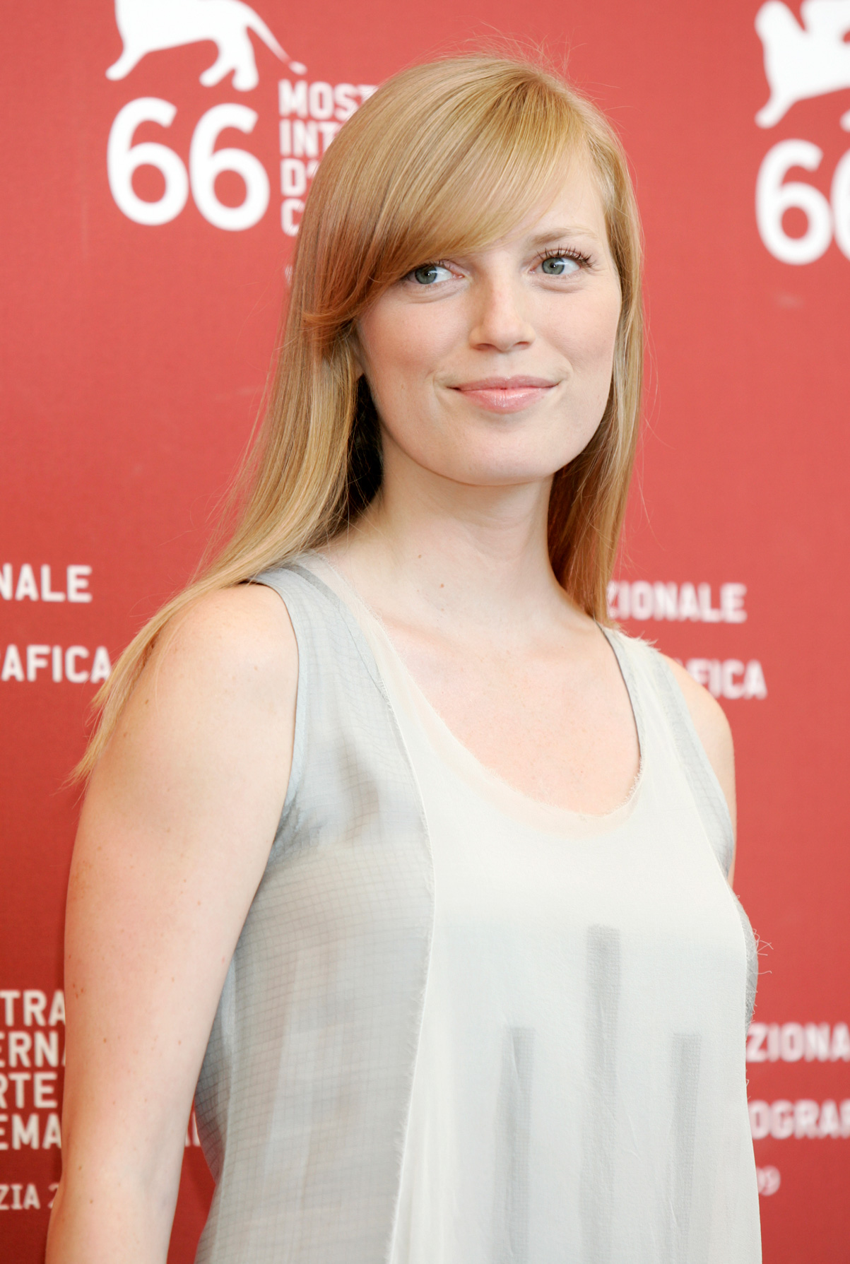 varatlan-utazas-sarah-polley-elete | Marie Claire Sarah Polley fiatalon