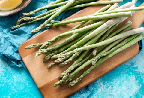 Spárga szagú vizelet