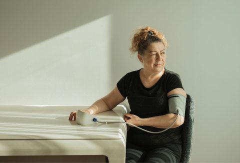 Szellentés gázképződés büdös puki vérnyomás