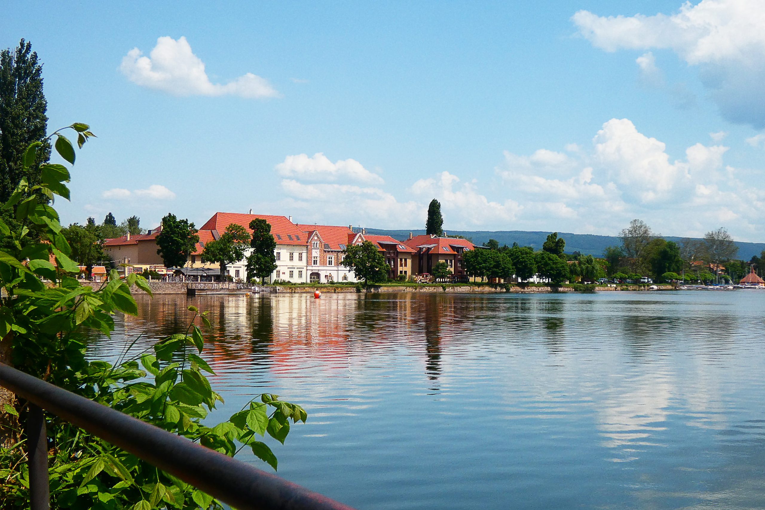 Tata tökéletes célpont egy csendes, de élménydús hétvégéhez