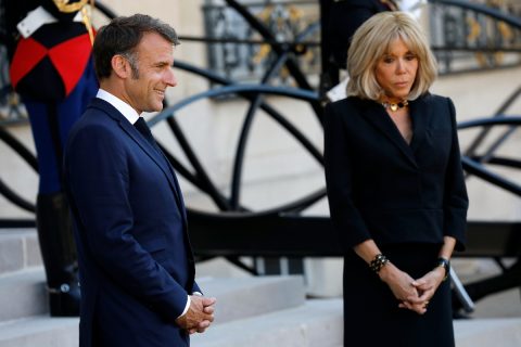 Emmanuel Macron és felesége