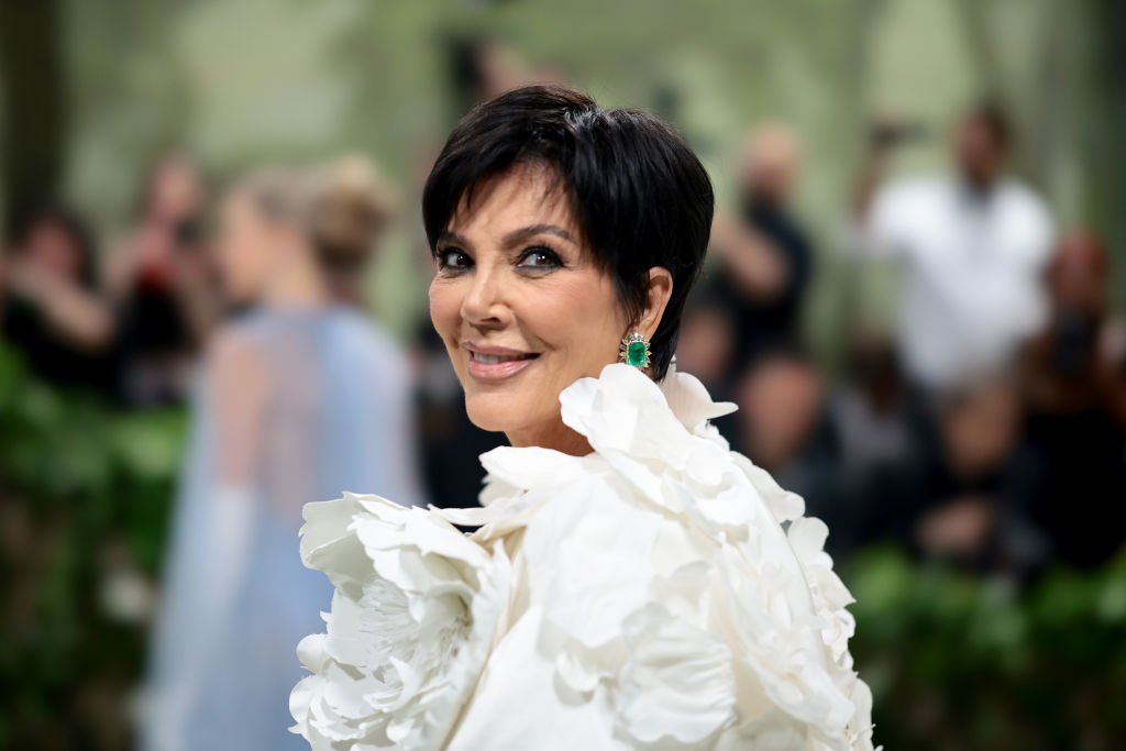 kris-jenner-arcplasztika