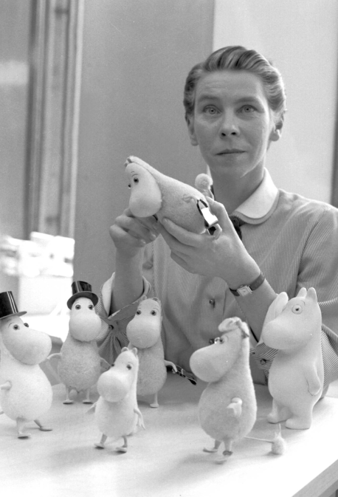 mumin-mese-80-eves-tove-jansson | Marie Claire A múmin megalkotója, Tove Jansson a kis troll figuráival