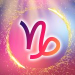 Bak (december 22. – január 19.) A párkapcsolatok, üzleti együttműködések most kerülnek fókuszba. Ha van partnered, elmélyülés vagy közös célok lehetnek napirenden. Ha egyedülálló vagy, most egy új, hosszú távú kapcsolat is kialakulhat – de csak akkor, ha valóban készen állsz rá.