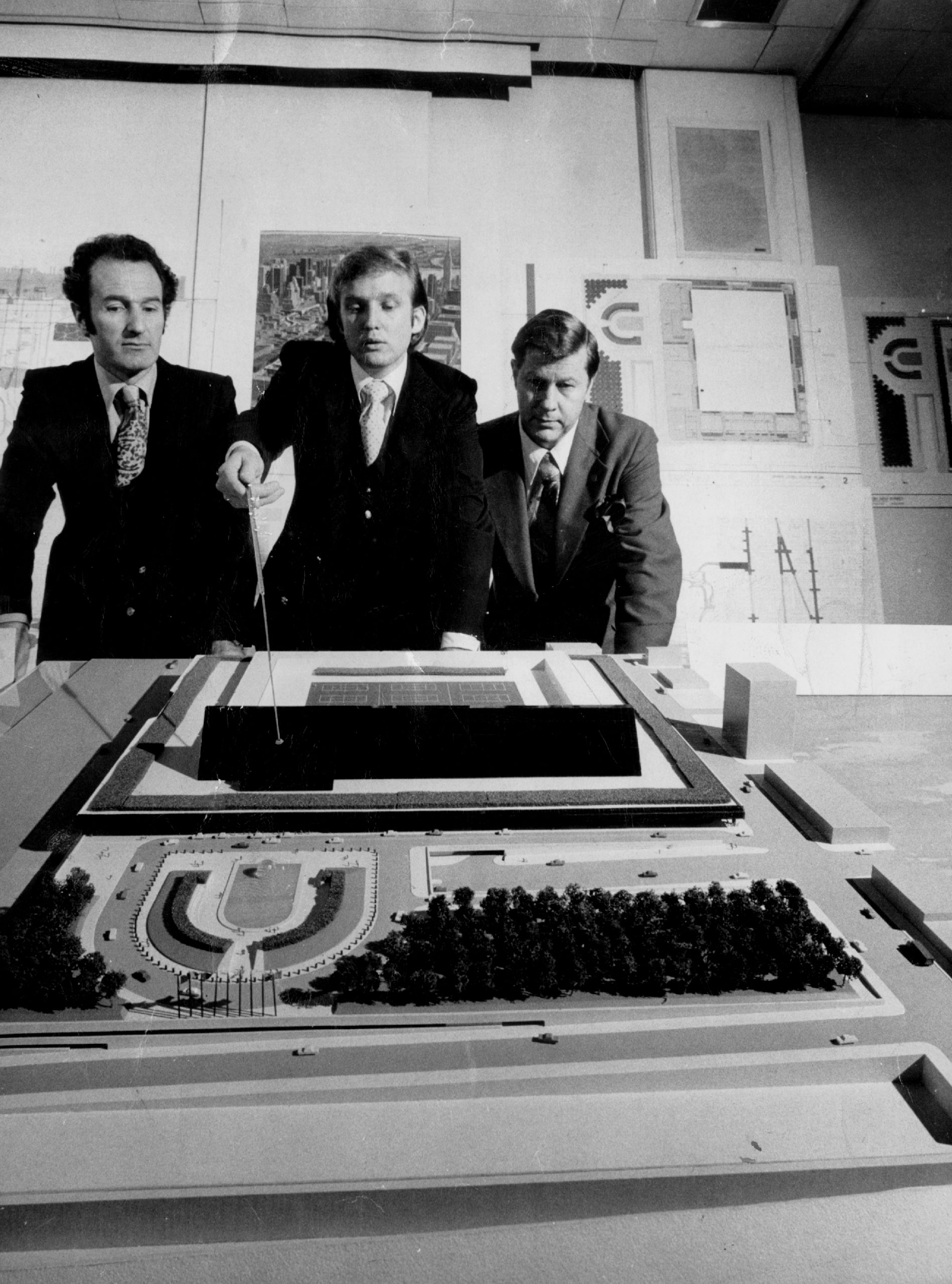 Donald Trump 1974-ben