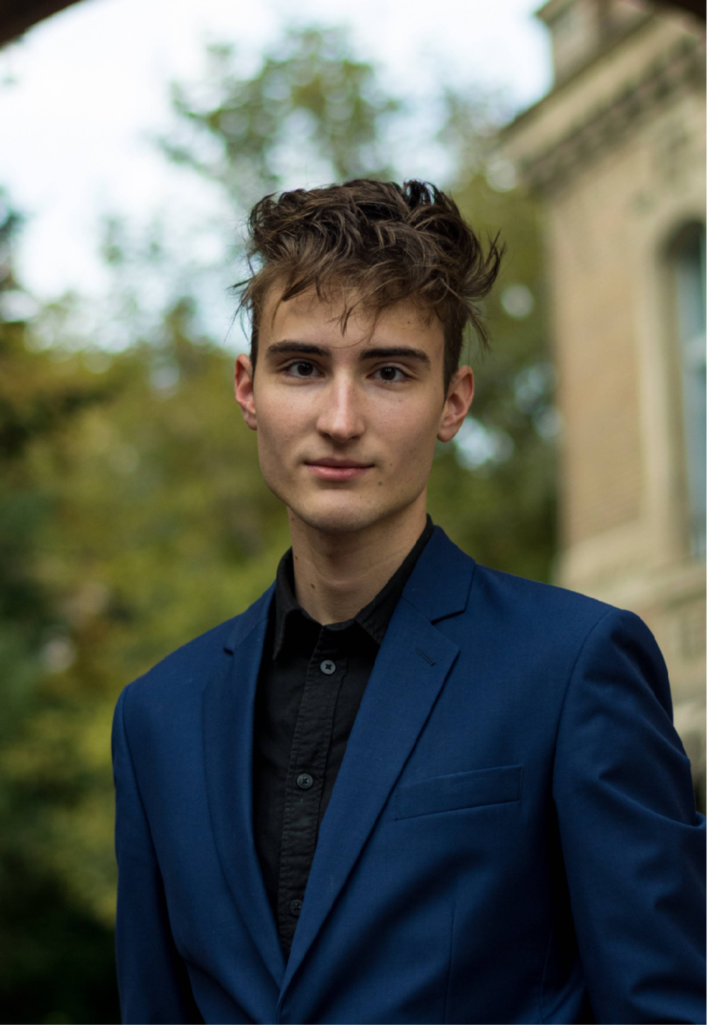 Langár Ákos maga is az Egyetem hallgatója.