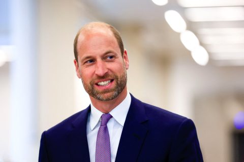 Közeli portré Vilmos hercegről