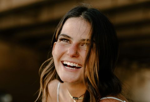 Boszorkány mosoly technika kommunikáció érzelmek