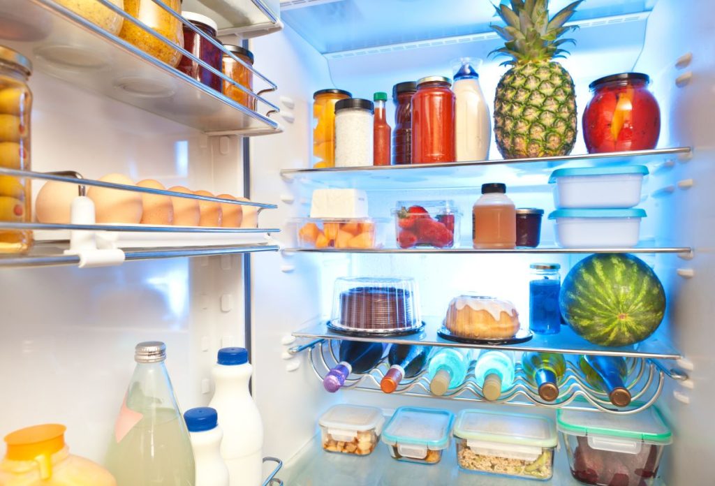 Nem csak a hűtőszekrény hőmérséklete számít, hanem az is, hogyan pakolunk el benne