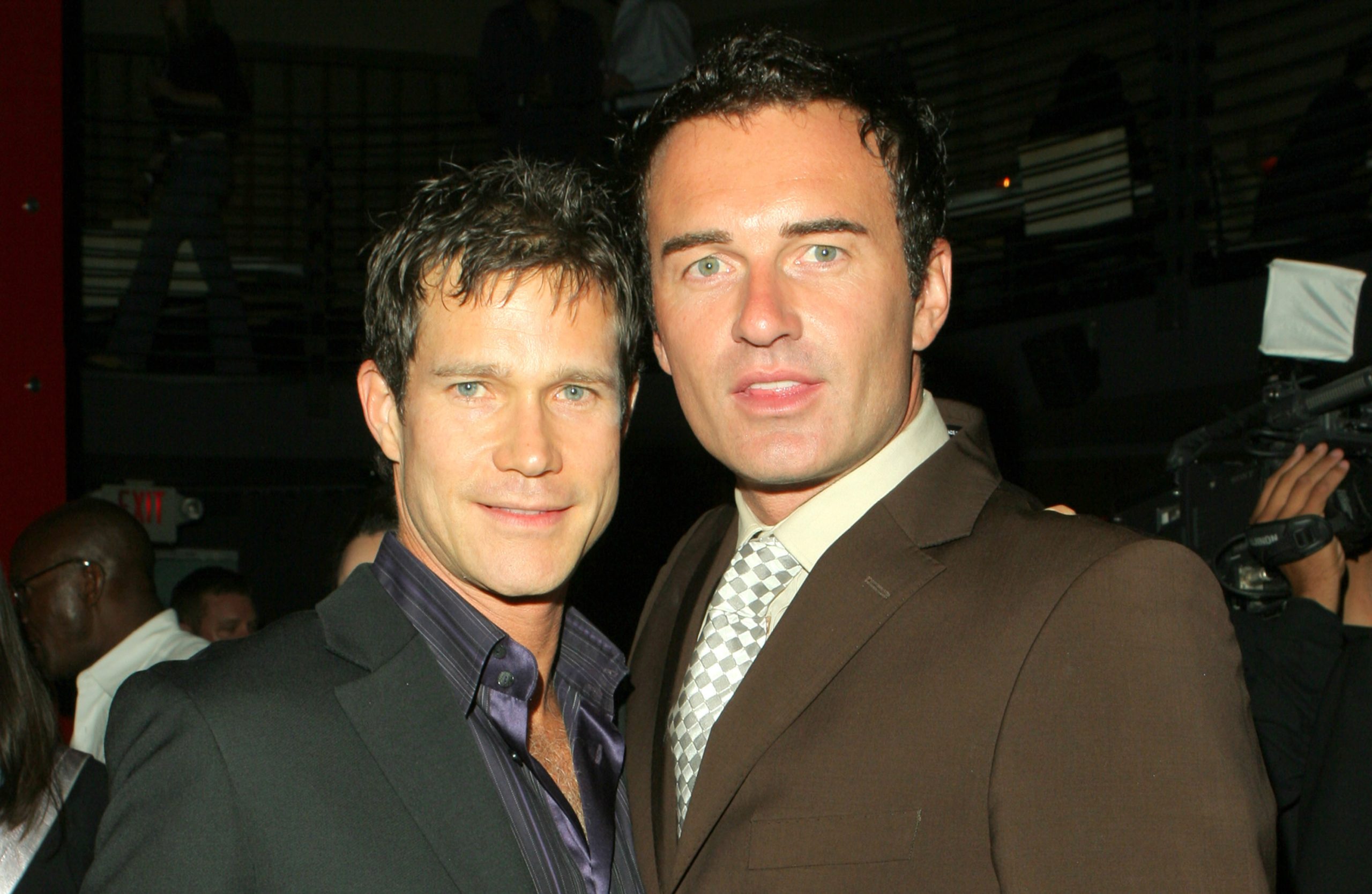 Dylan Walsh és Julian McMahon, a Kés/Alatt című sorozat két sztrája