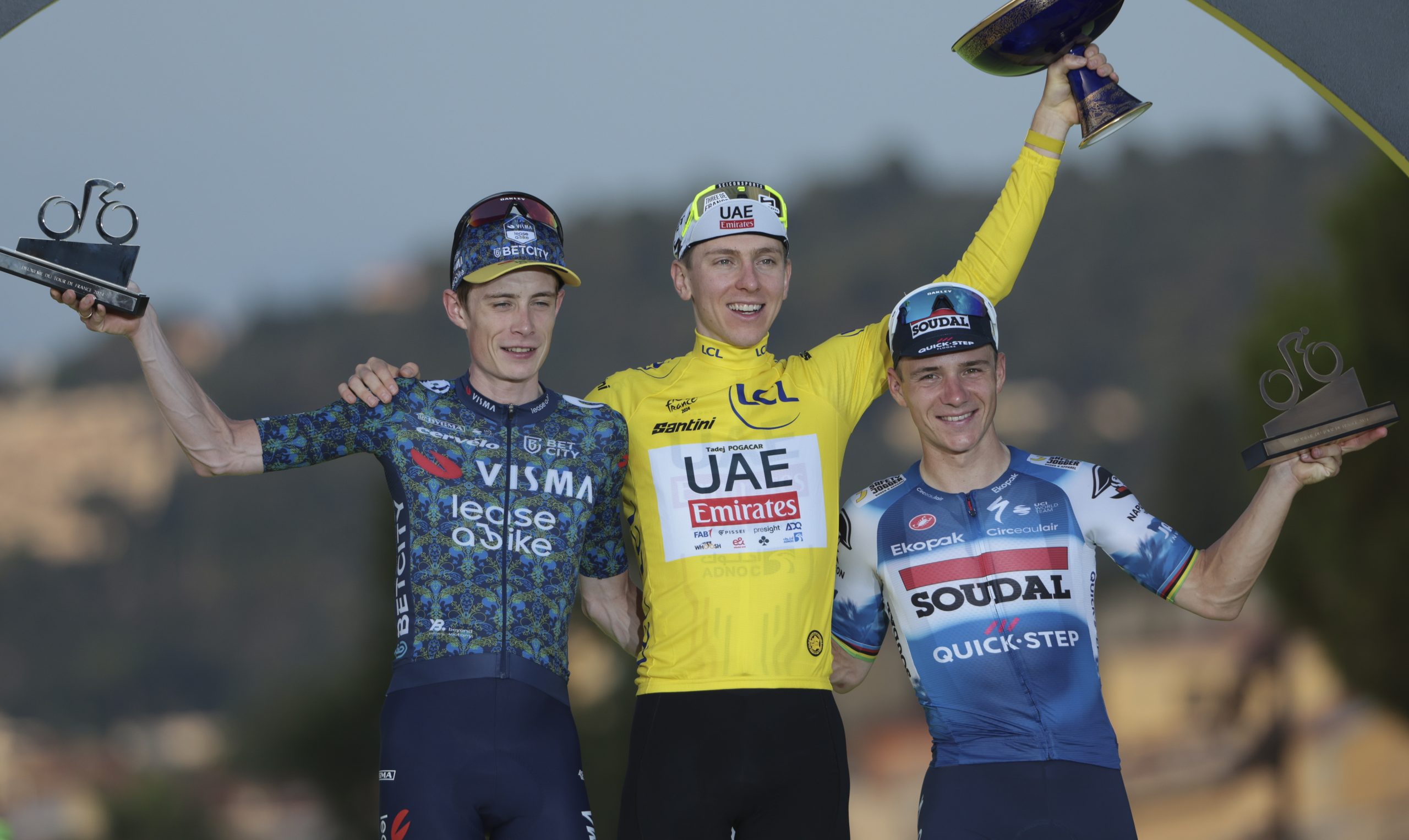 Jonas Vingegaard, Tadej Pogacar és Remco Evenepoel