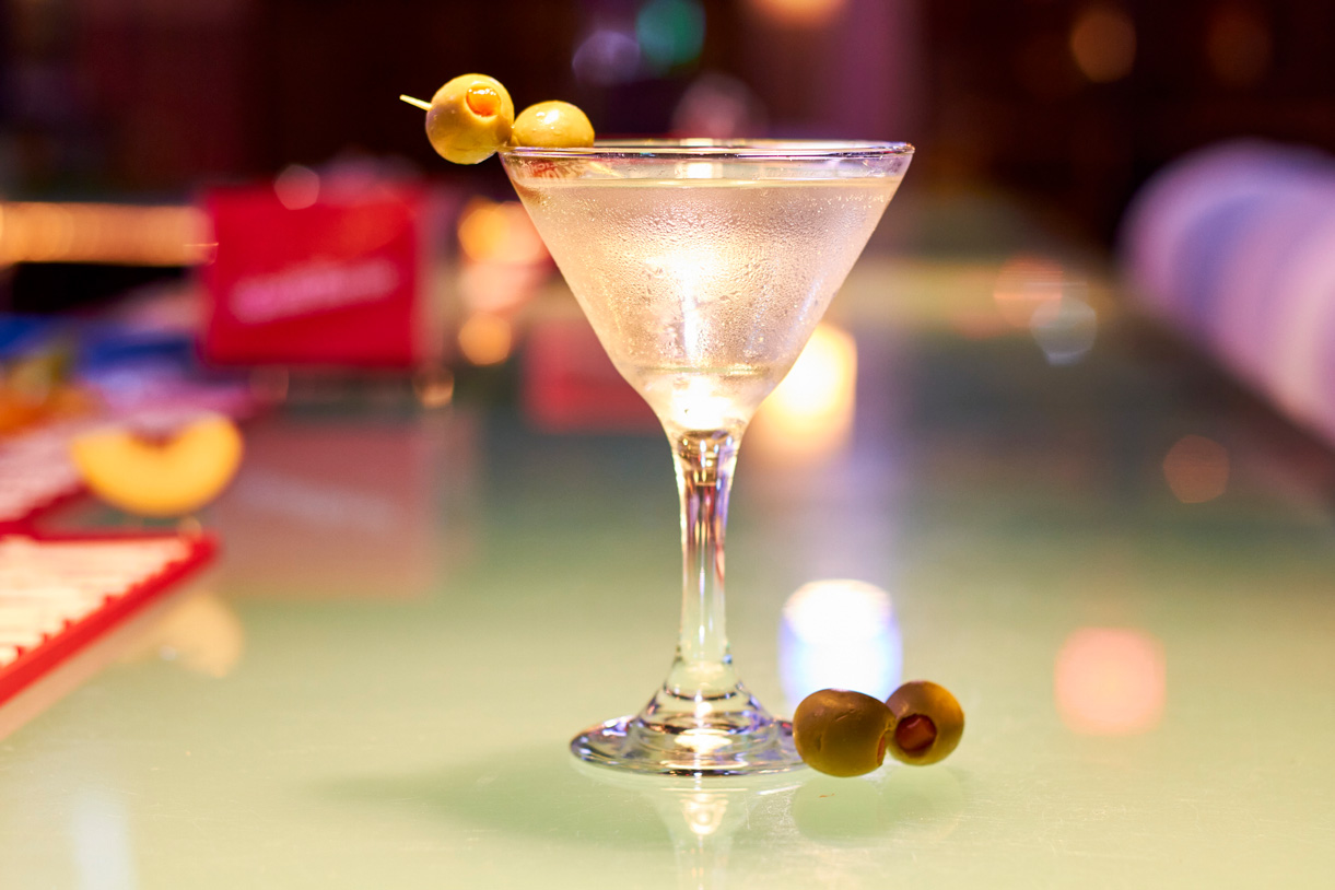A Dirty Martini koktél is hódít 2025 nyarán