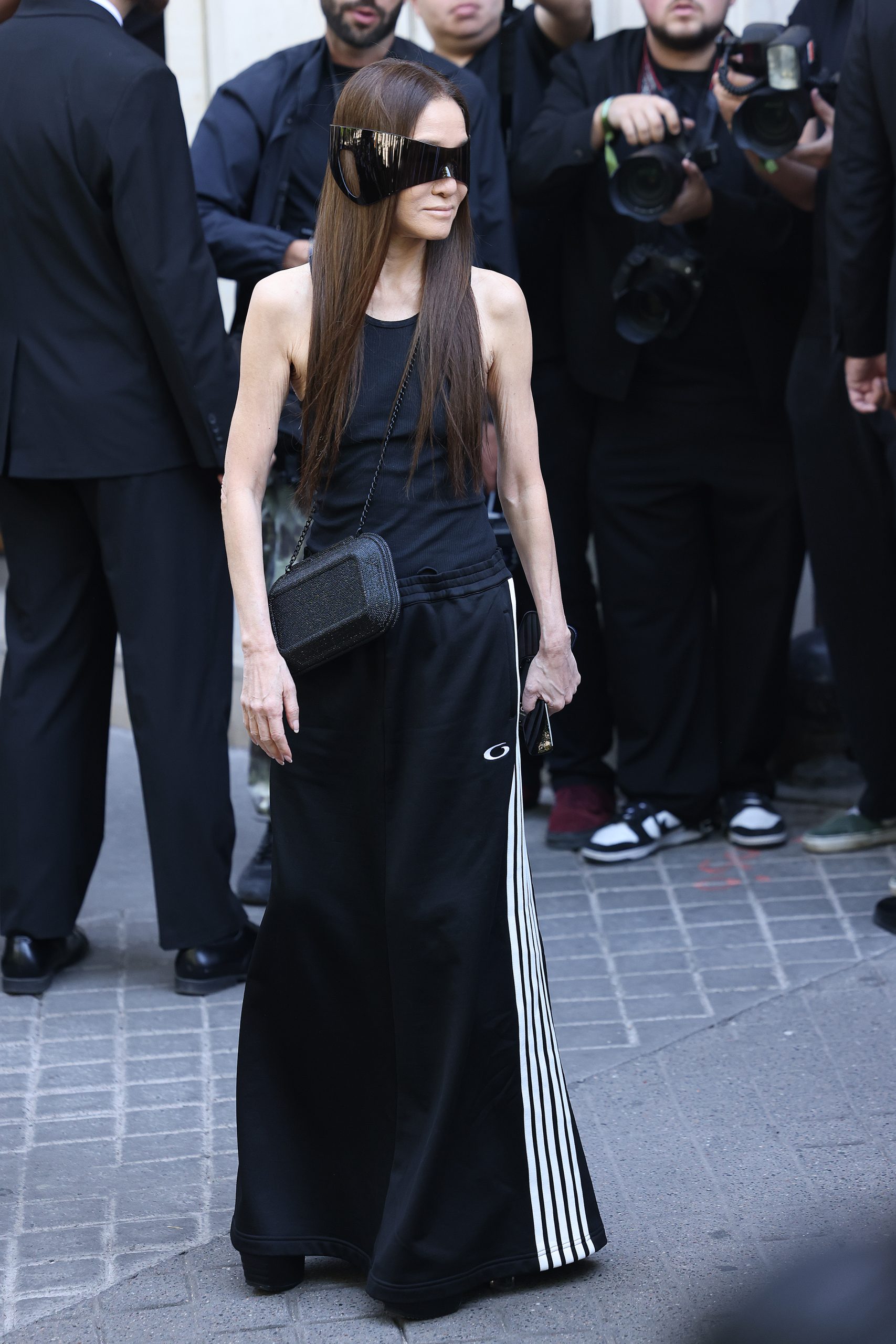 Extragaváns szettben jelent meg Vera Wang