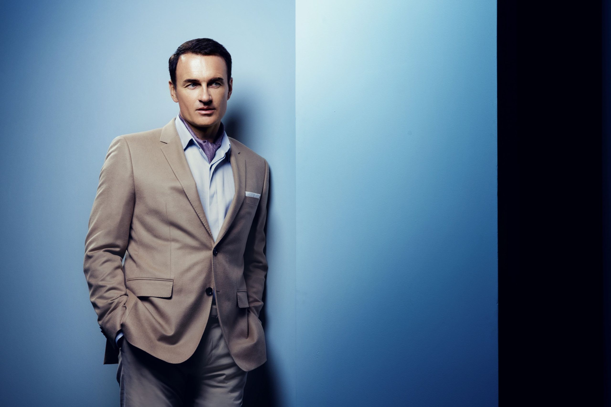 Julian McMahon