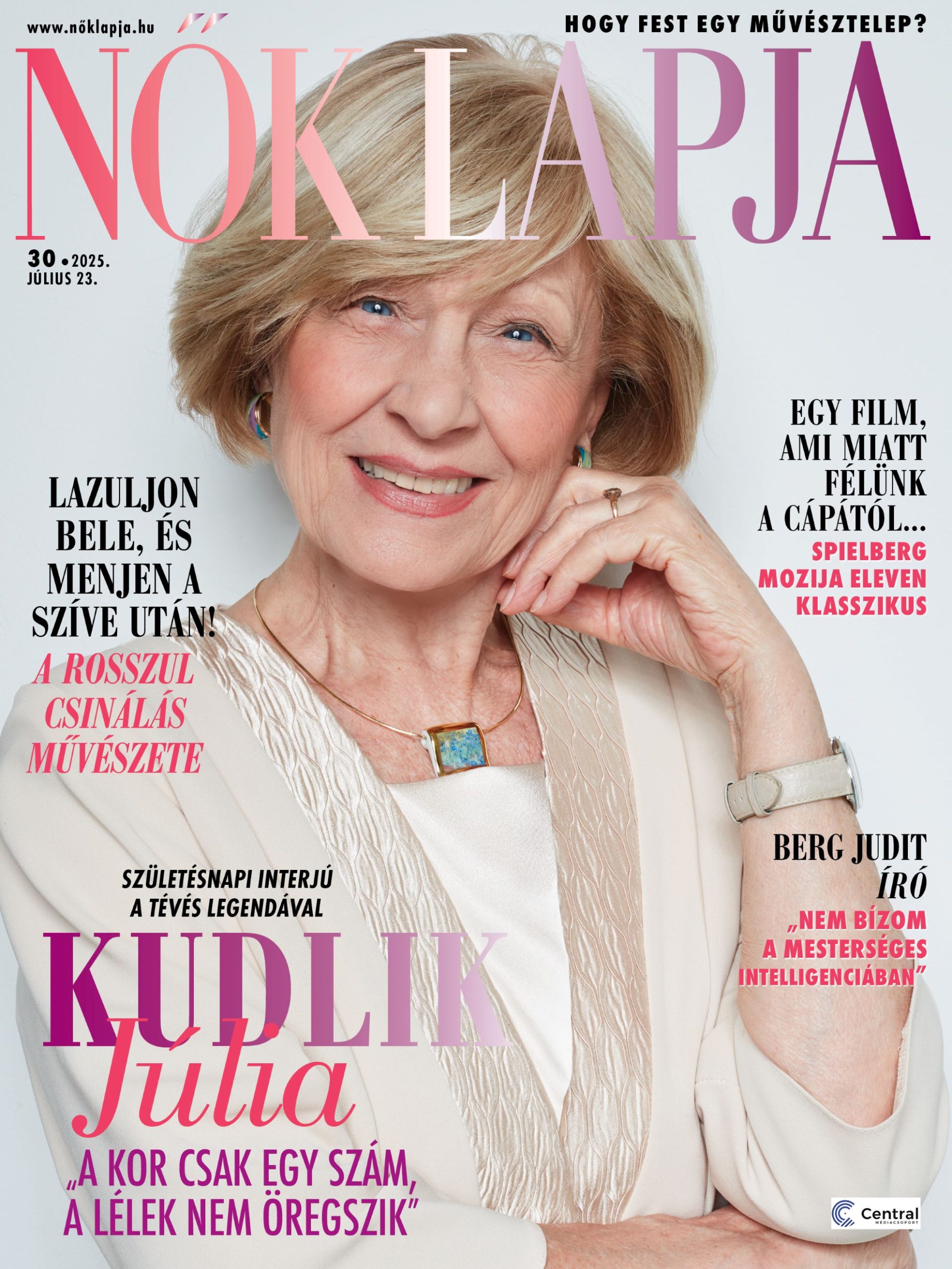 Kudlik Júlia a Nők Lapja új számának címlapján