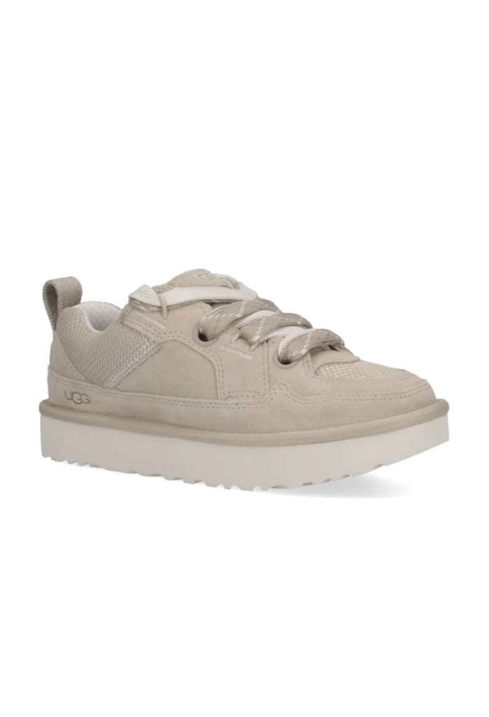 beige sneaker7 | Marie Claire